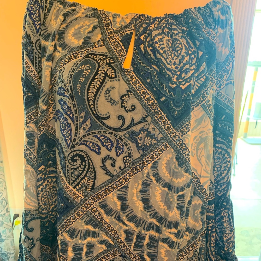 New Directions plus size 3x summery blue top with elastic top and ruffled sleeve